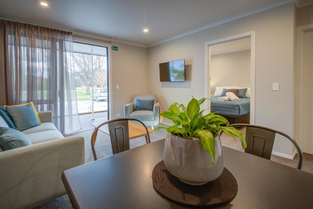 Dusky Motels Те Анау Екстериор снимка
